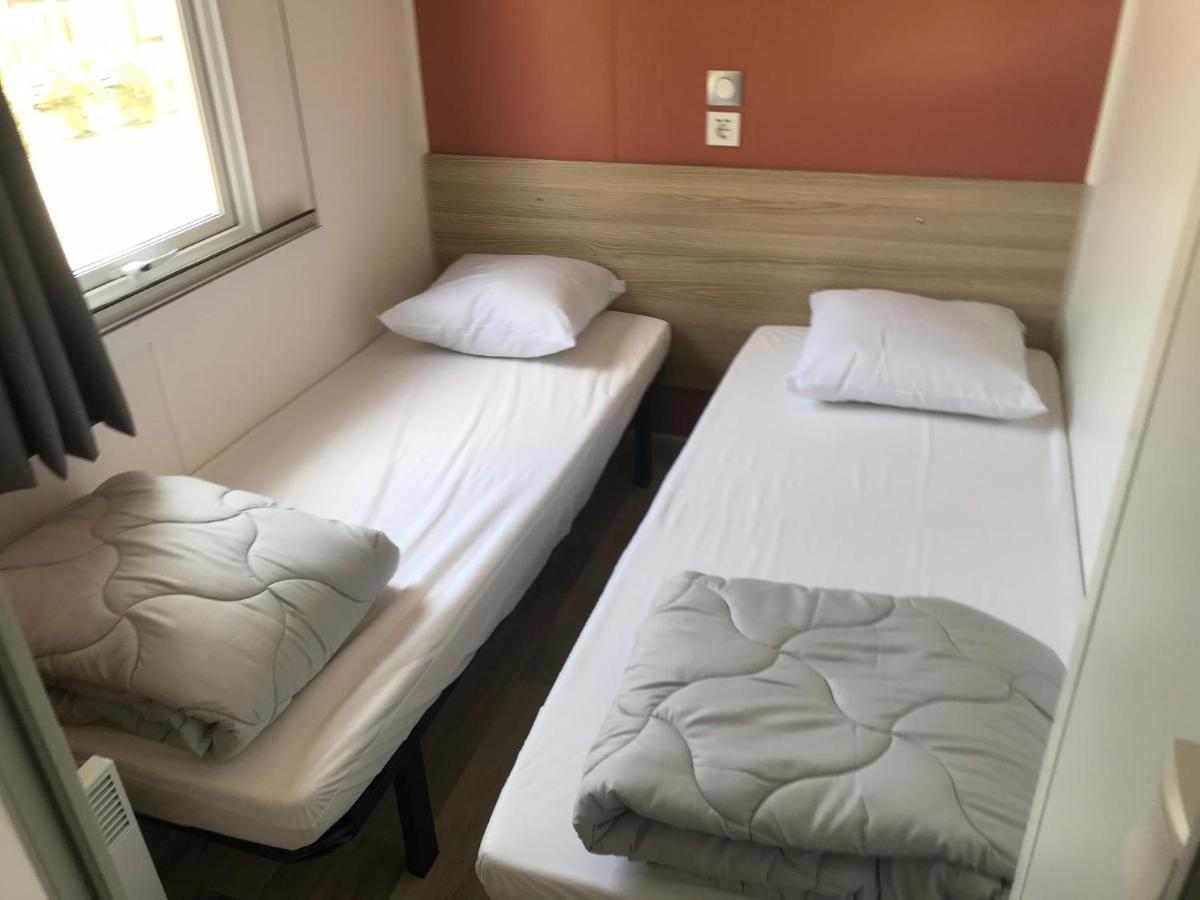 Mobil Home Camping Le Mar Estang Bord De Plage Canet-en-Roussillon Eksteriør billede